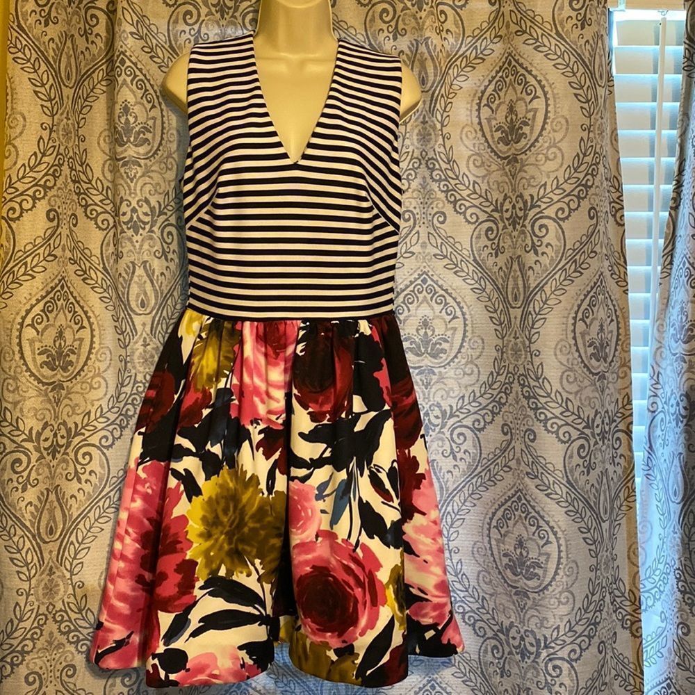 Just Taylor Dress Size 10
